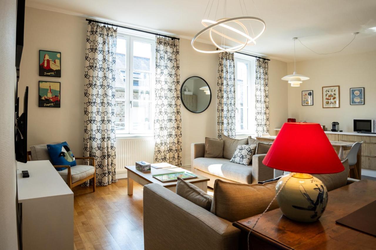 Bel Appartement, Bien Equipe Et Confortable Dans Le Centre Historique ฟูแฌร์ ภายนอก รูปภาพ